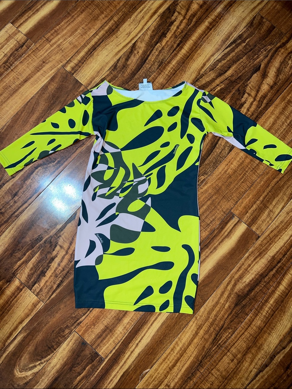 Manuhealii Dress
